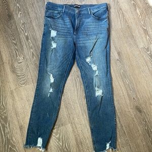 Barely worn express jeans, they just don’t fit anymore. I really loved this fit.